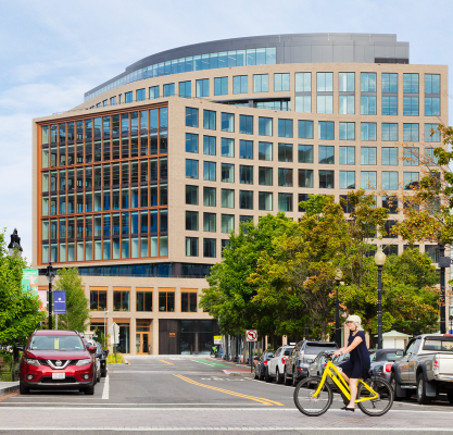 Parcel G Office Building and Navy Yard Streetscape