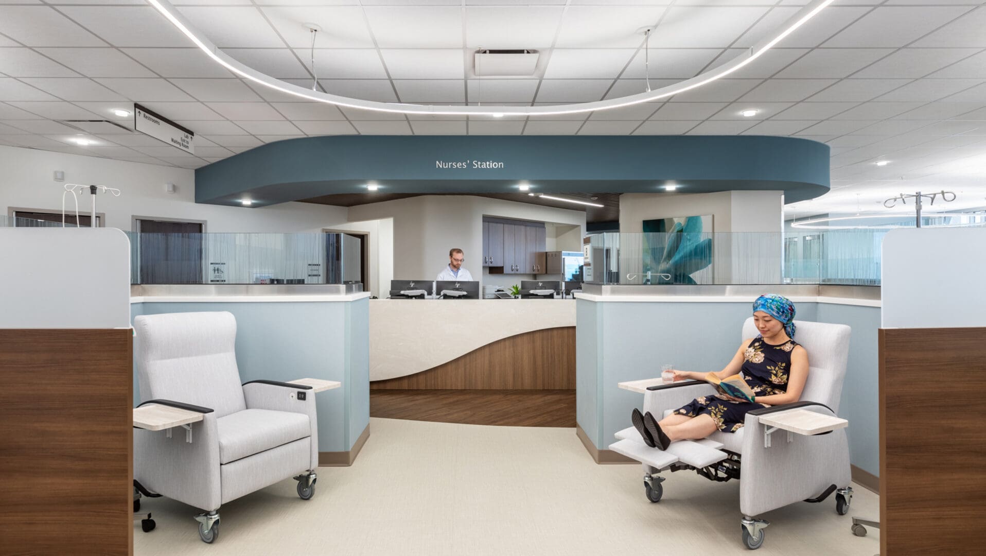 Virginia Cancer Specialists' Nurse's Station and Patient Treatment Area