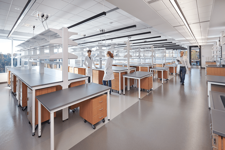 Life sciences projects with laboratories